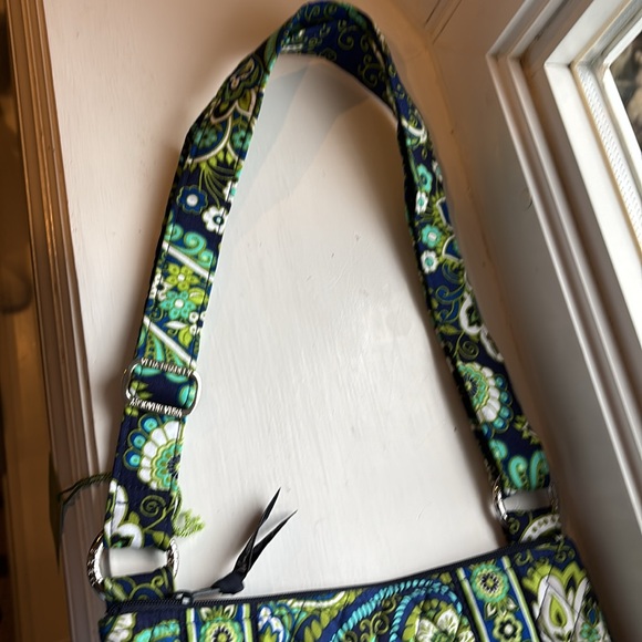 VERA BRADLEY LADIES BUE RHYTHM & BLUES CROSS BODY BAG - Picture 8 of 8